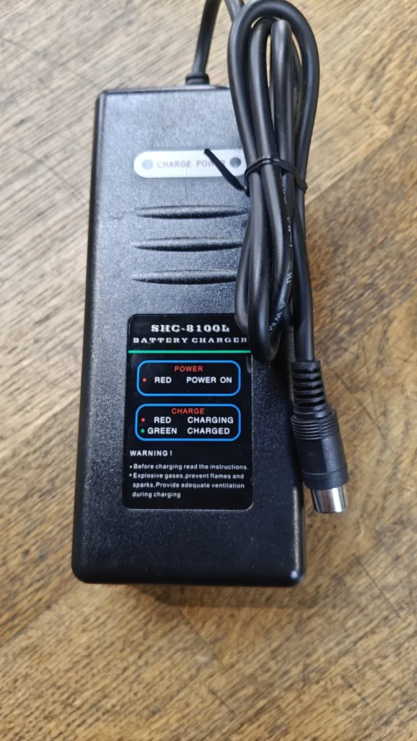 Carica batterie 36 v