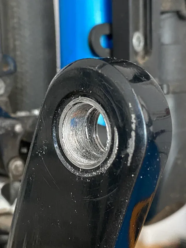 Riparazione filetto pedivella 